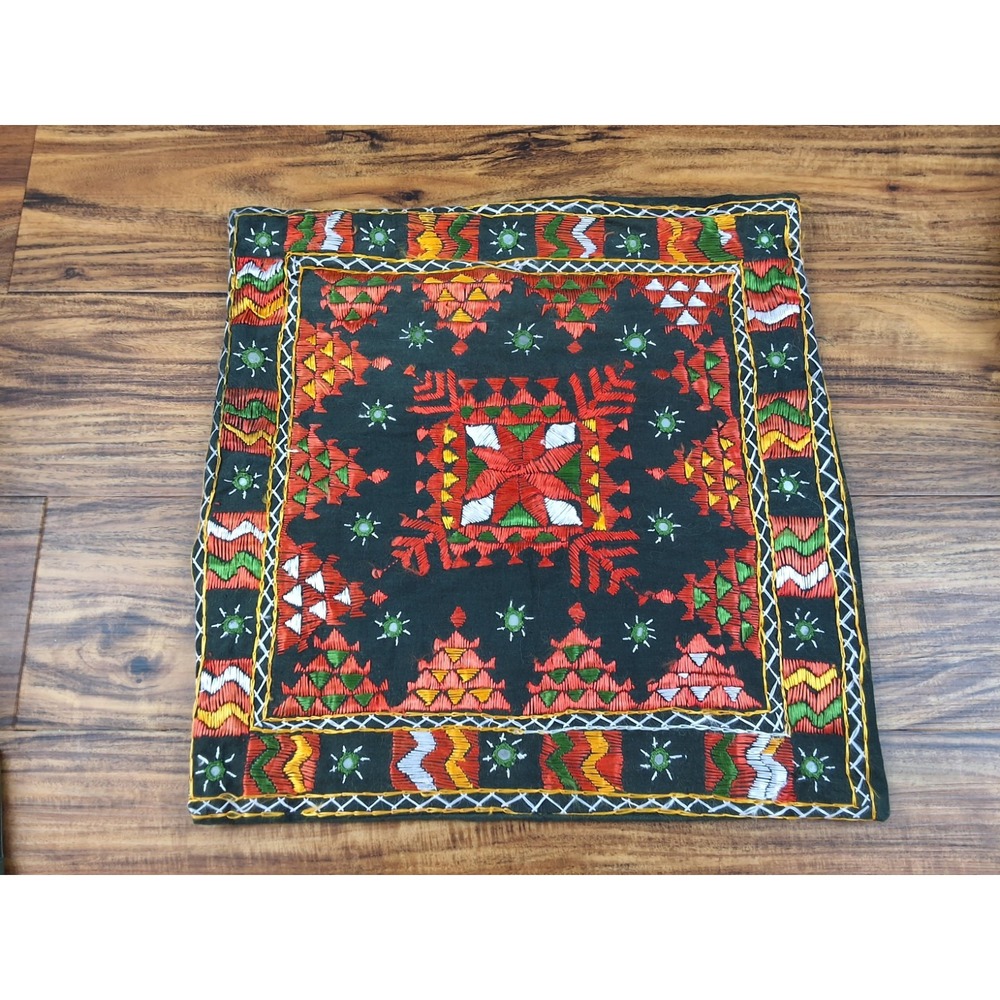 Vtg Handmade INDIAN BANJARA Ethnic Tribal Kutchi Rabari Pillow Cover Hand Sewn